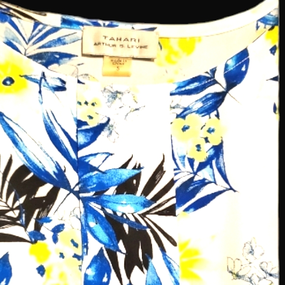 Tahari Blouse Sleeveless White and Blue Size Small - Picture 4 of 5
